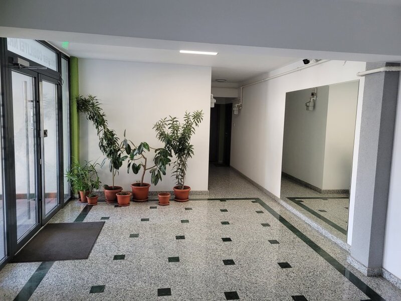 Mosilor, Stefan cel Mare, vand apartament 2 camere.